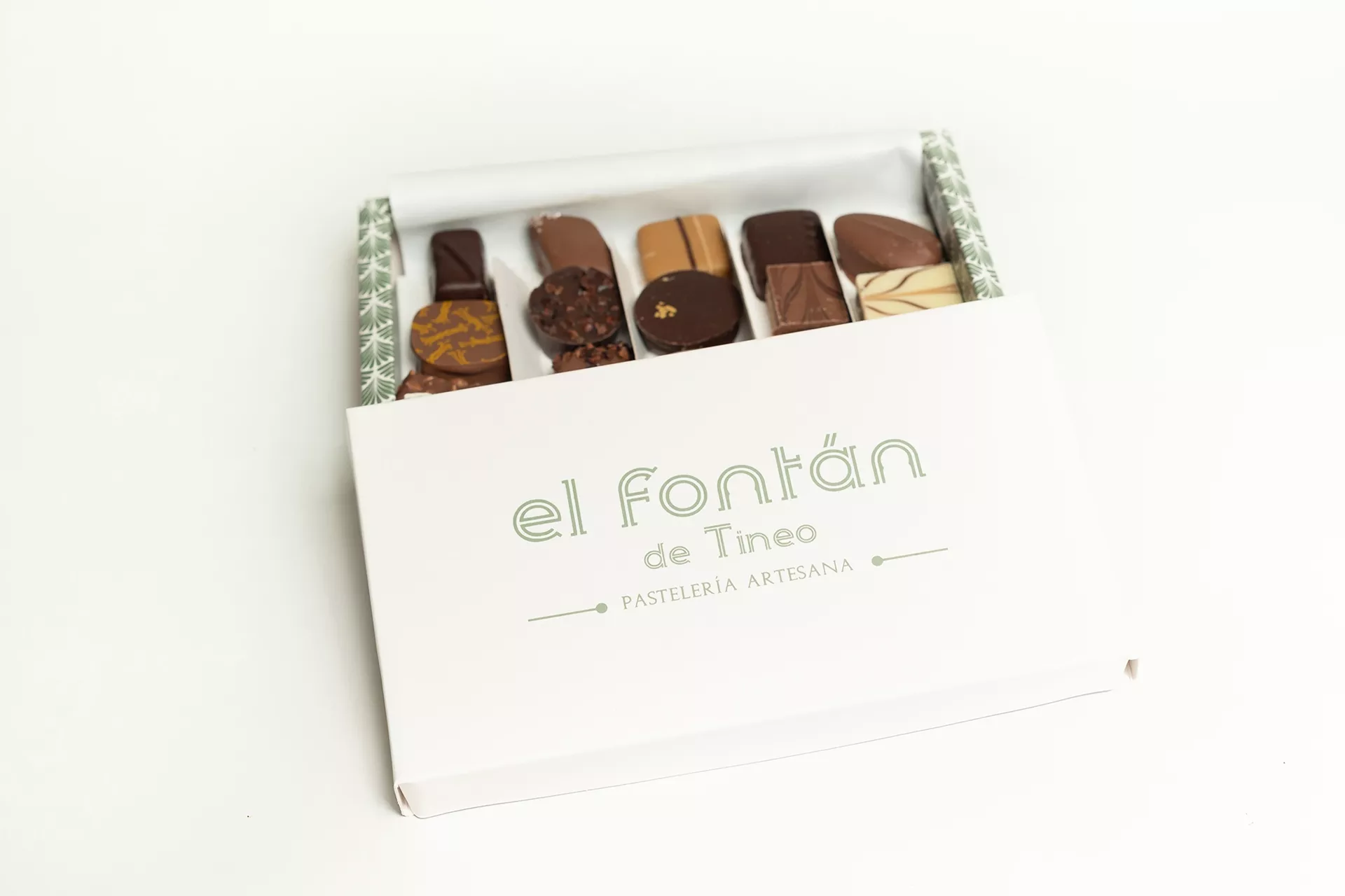 Caja de bombones de Pastelería el Fontán en Tineo