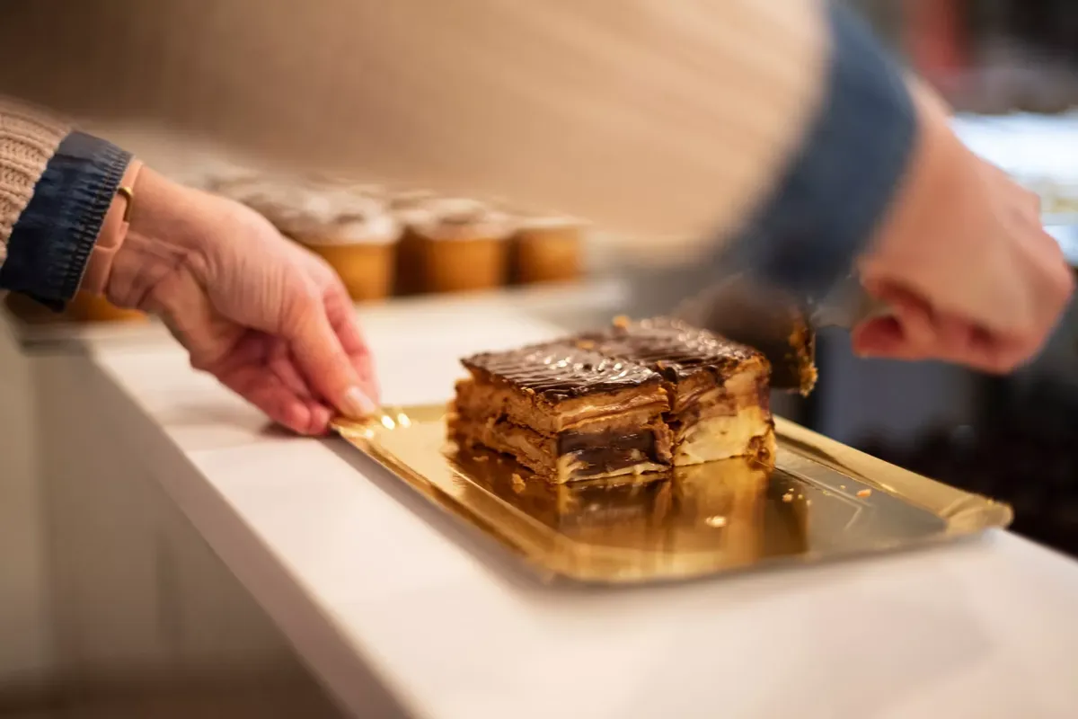 Milhojas de chocolate de Pastelería el Fontán en Tineo