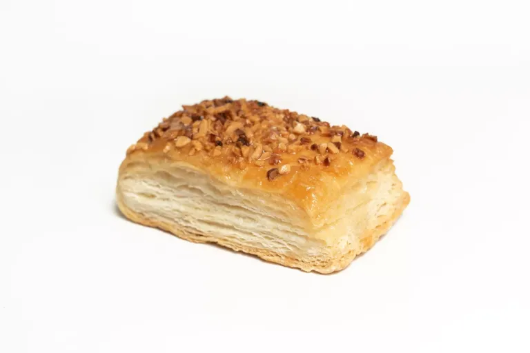 Pastel de hojaldre de Pastelería el Fontán en Tineo